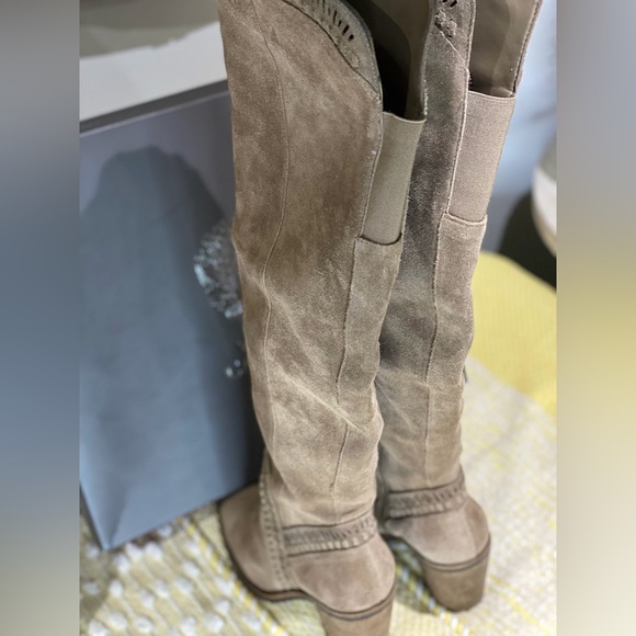 Vince Camuto VC-MADOLEE over the knee boots - Picture 4 of 7